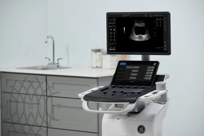 GE HealthCare Versana Balance УЗИ аппарат